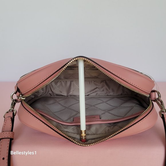 MICHAEL KORS Signature Logo Jet Set Charm Large East West Camera Crossbody⭐ - Picture 15 of 16